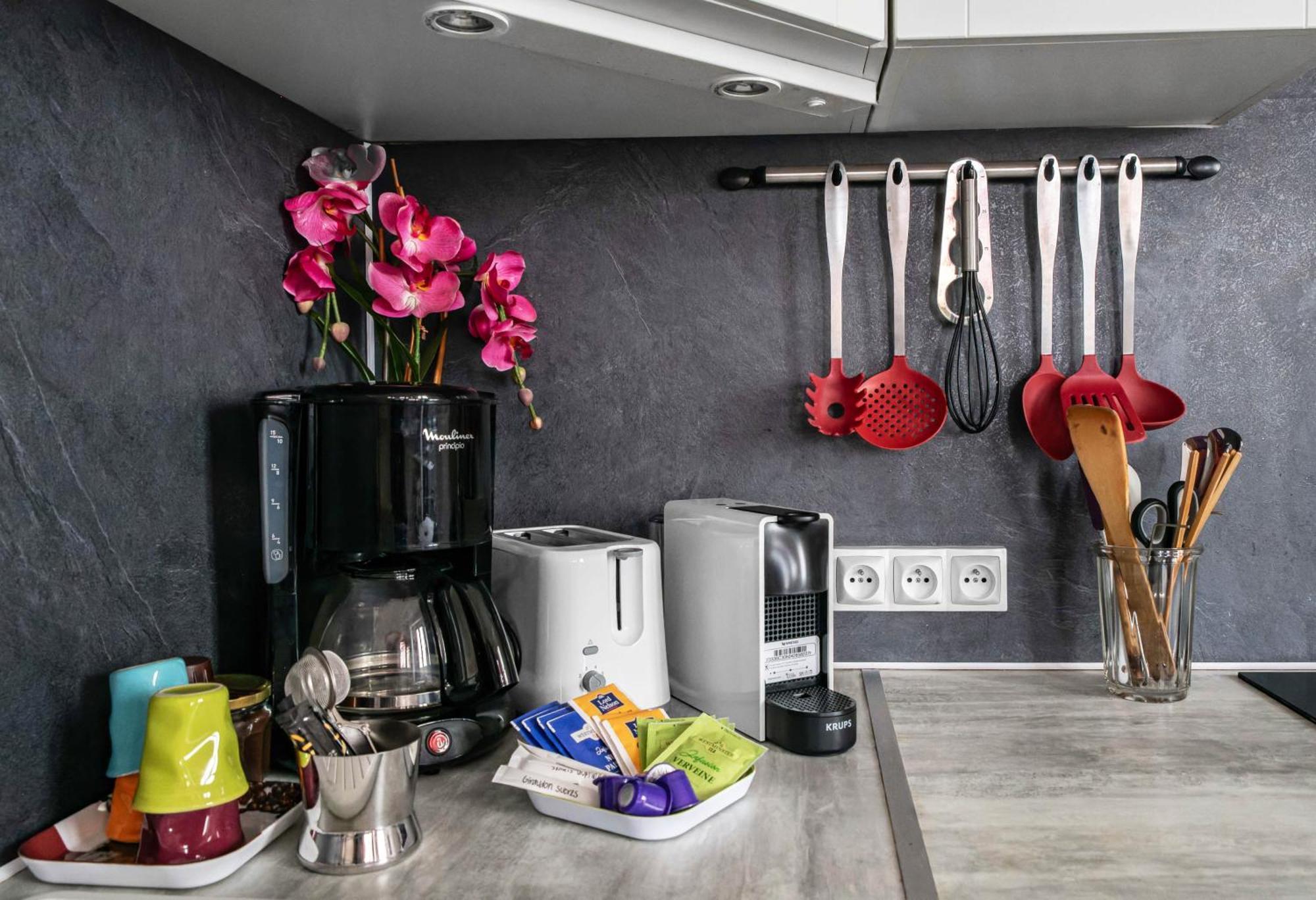 Le Lasteyras - Appartement Charmant En Centre Ville 비시 외부 사진